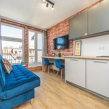 Stare Miasto Seredynskiego Apartment *