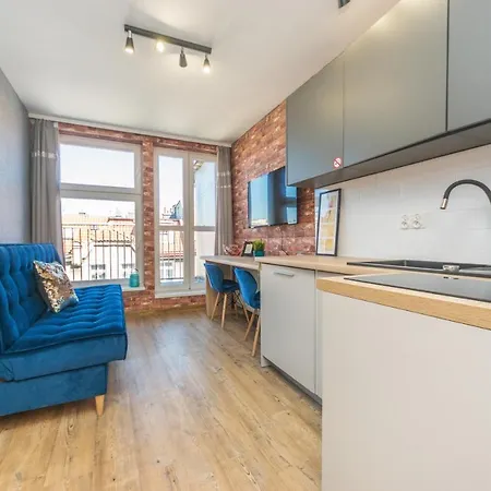 Stare Miasto Seredynskiego Apartment *