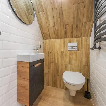 Stare Miasto Seredynskiego Apartment